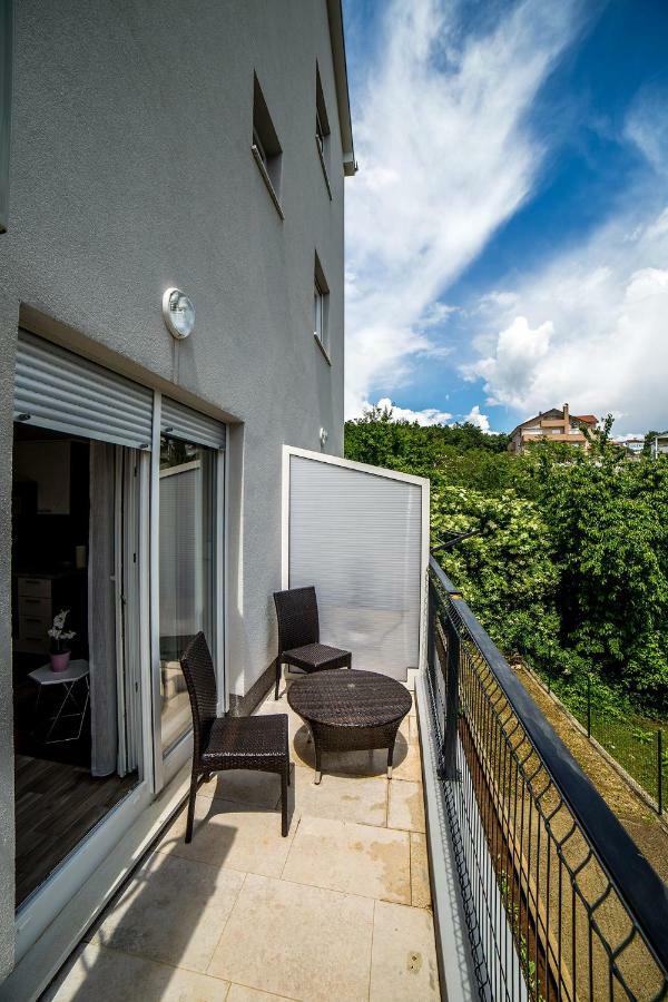 Apartamento Studio Apartman Nina Rijeka Exterior foto
